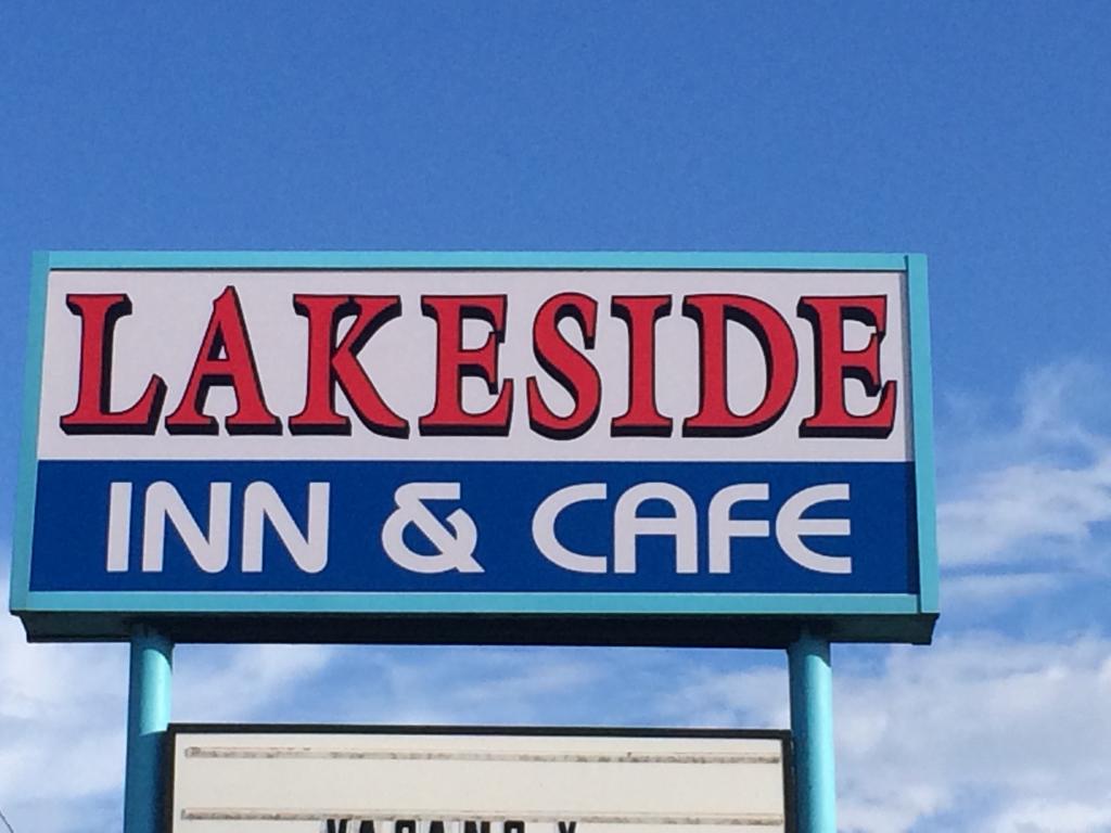 Lakeside Inn and Cafe's Logo