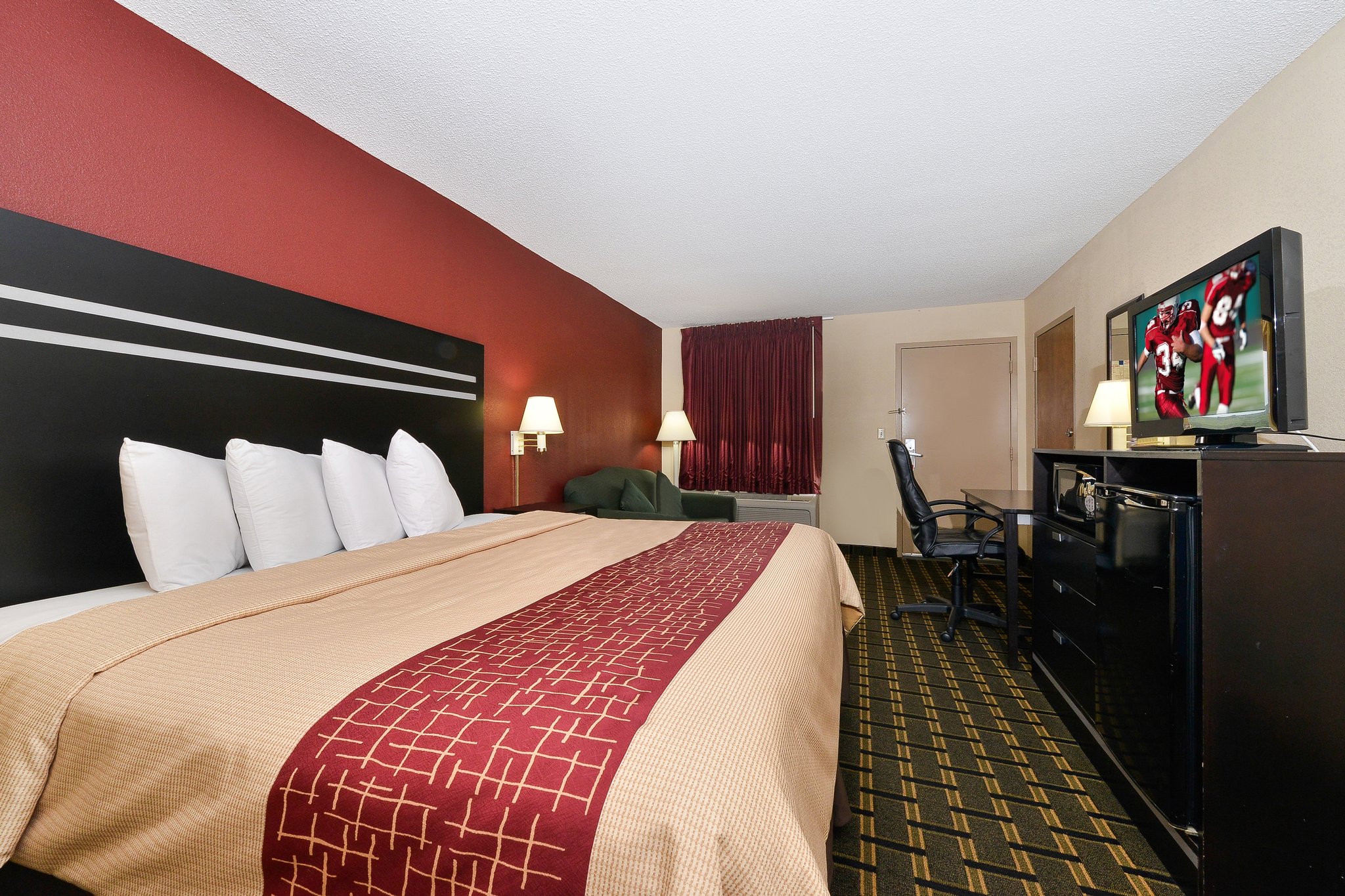 Cartersville GA Hotel King Suite