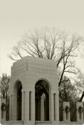 World War II Memorial (left). Credit: Elizabeth Grove 