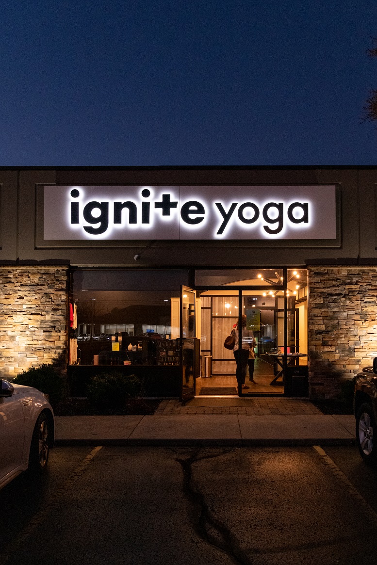 Ignite-Yoga-Studio-in-Centerville-ohio-morning-yoga-classes