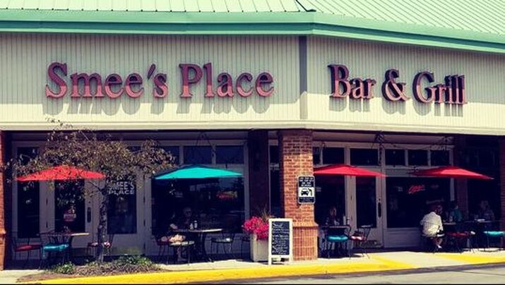 Smee's Place Bar & Grill's Logo