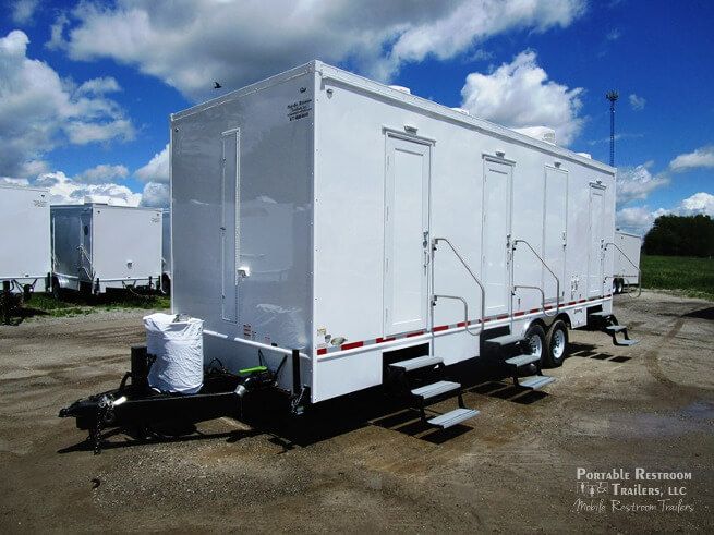 8 station portable shower trailer