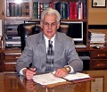 Sioux City Lawyer | Ray Edgington's Logo