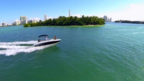 Miami SpeedBoat Tours