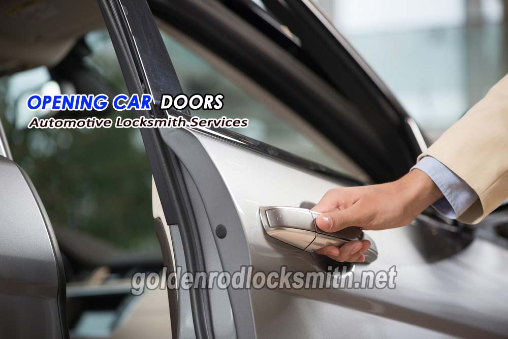 Goldenrod-locksmith-opening-car-doors
