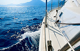 Pacific Northwest Yacht Charters's Logo