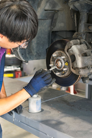 Protect your vehicle from corrosion with rustproofing!