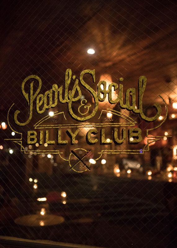 Pearl's Social & Billy Club's Logo