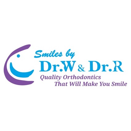 Smiles By Dr. W & Dr. R's Logo