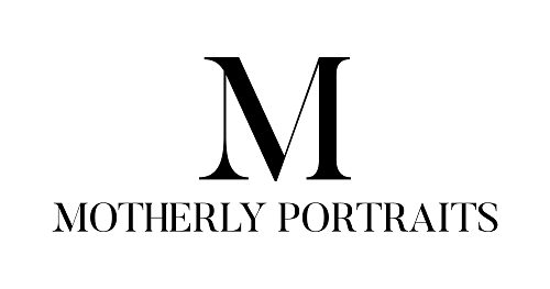MOTHERLY PORTRAITS's Logo