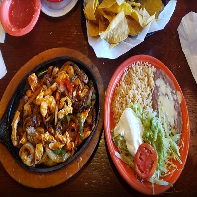 El Tapatio's Mexican Restaurant's Logo