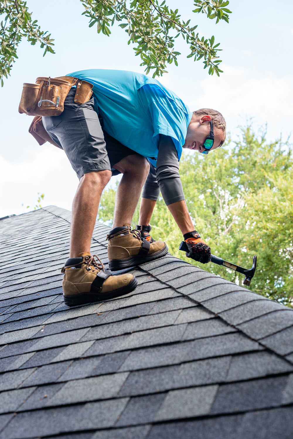 Lone Star Roofing & Gutters