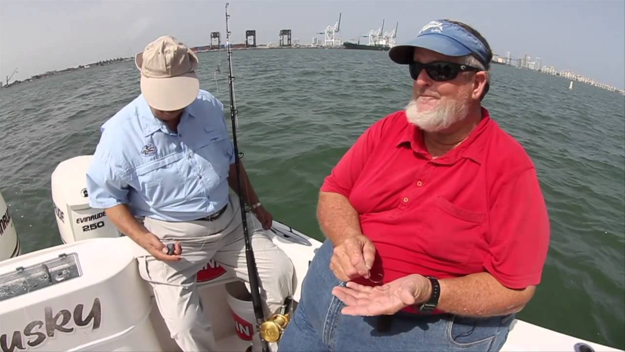 Captain Bouncer's Dusky 33 Miami Beach, Florida Fishing Charters