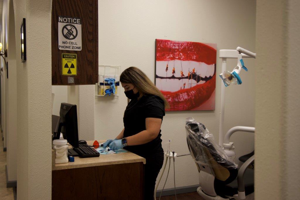 Dental assistant at Glow Dental and Orthodontics Dallas
