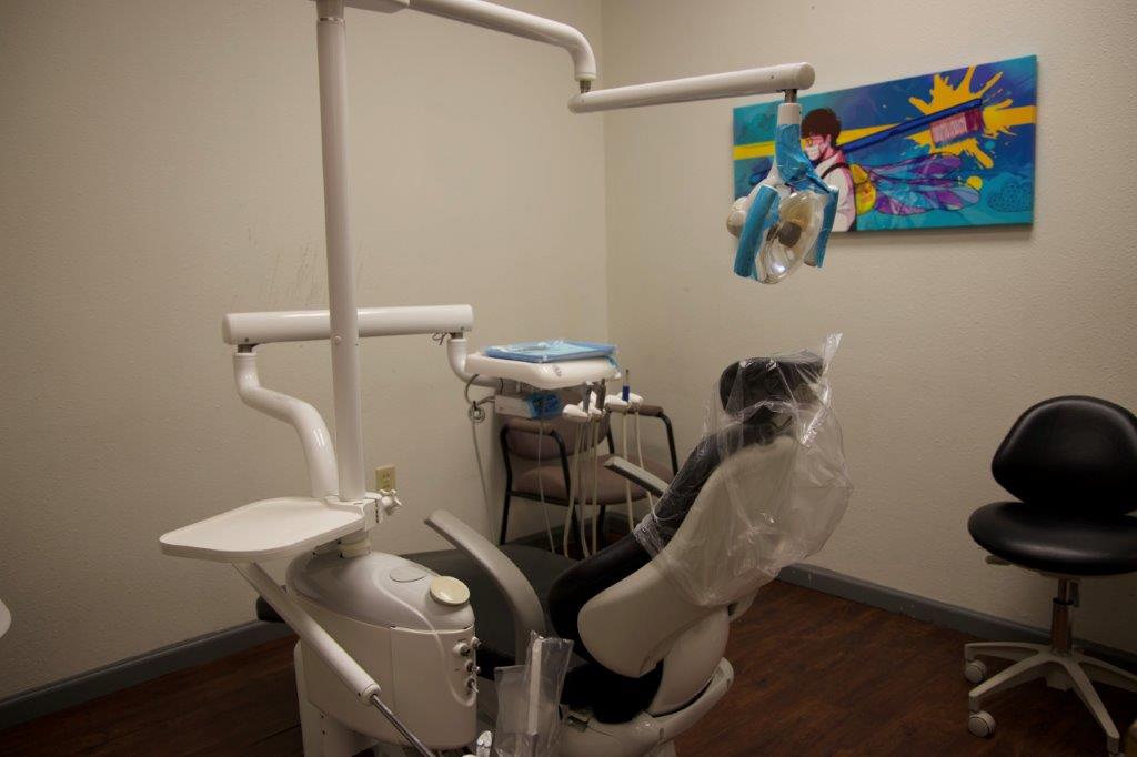 Dental treatment room at Glow Dental and Orthodontics Dallas