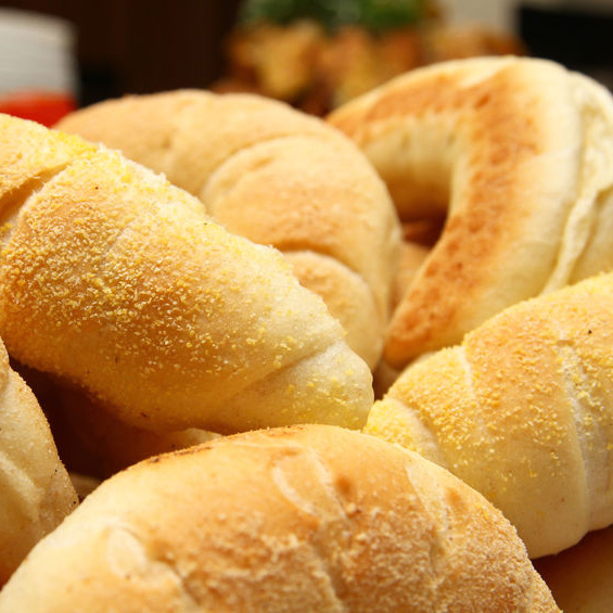 Hot Breads's Logo