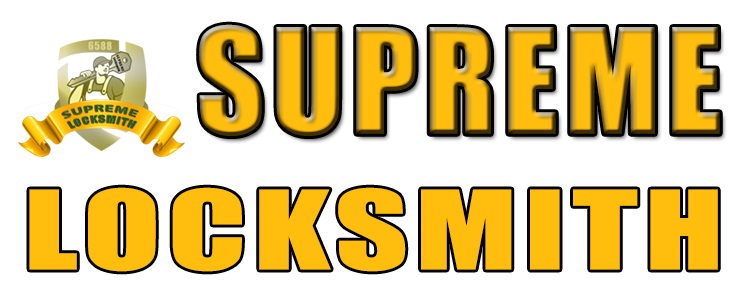 Supreme Locksmith's Logo